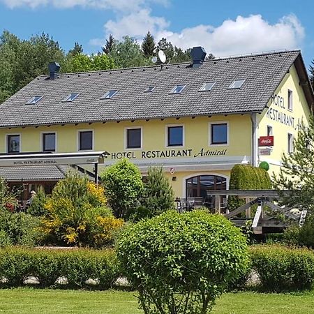 Hotel Admiral リプノ・ナト・ヴルタヴォウ エクステリア 写真